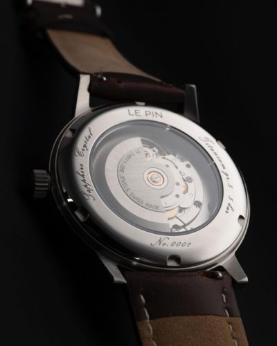 Le Pin - watches - movement